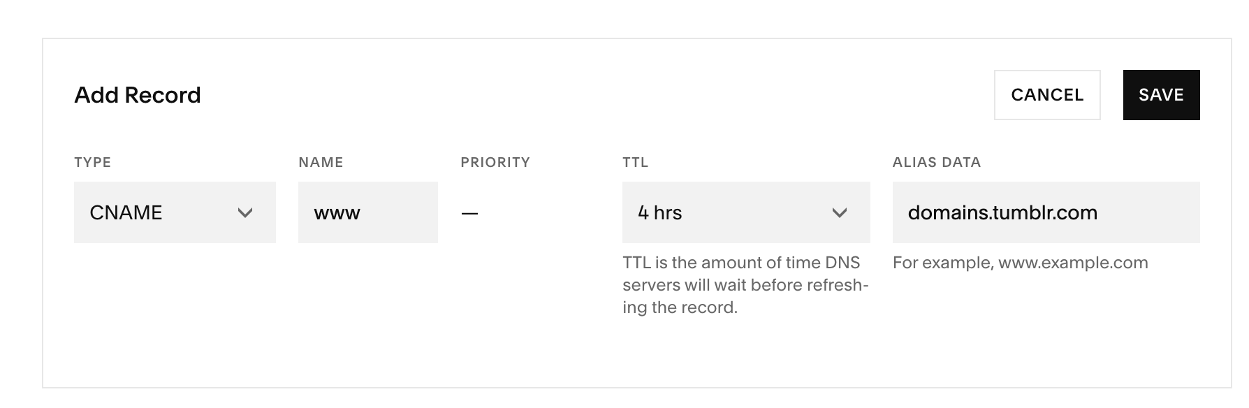 Squarespace DNS panel A kaydı eklemek için kullanılan alan. Tür, ad, öncelik, TTL ve Takma ad Verileri görünür.